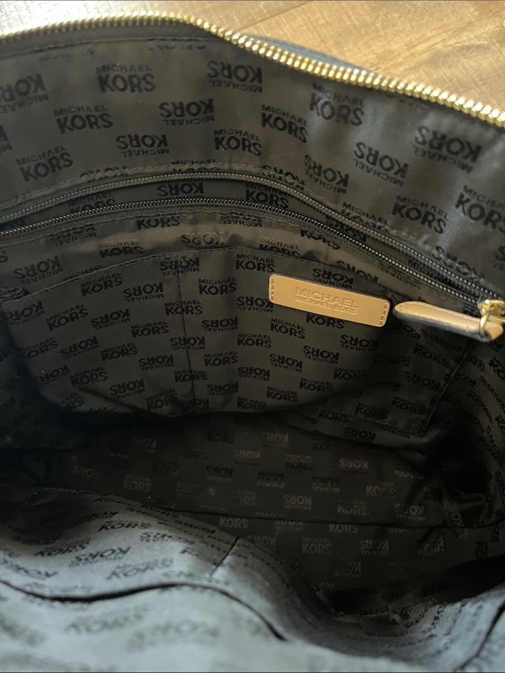 Michael Kors Jet Set Black Leather Tote with Tan Straps and Gold MK Charm - Picture 11 of 16